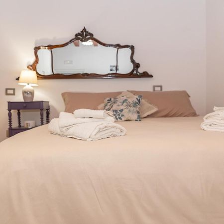 Apartmán Centro Storico Redmood House A 5 Min Dal Mare, Wi-Fi, A/C E Netflix Barletta Exteriér fotografie