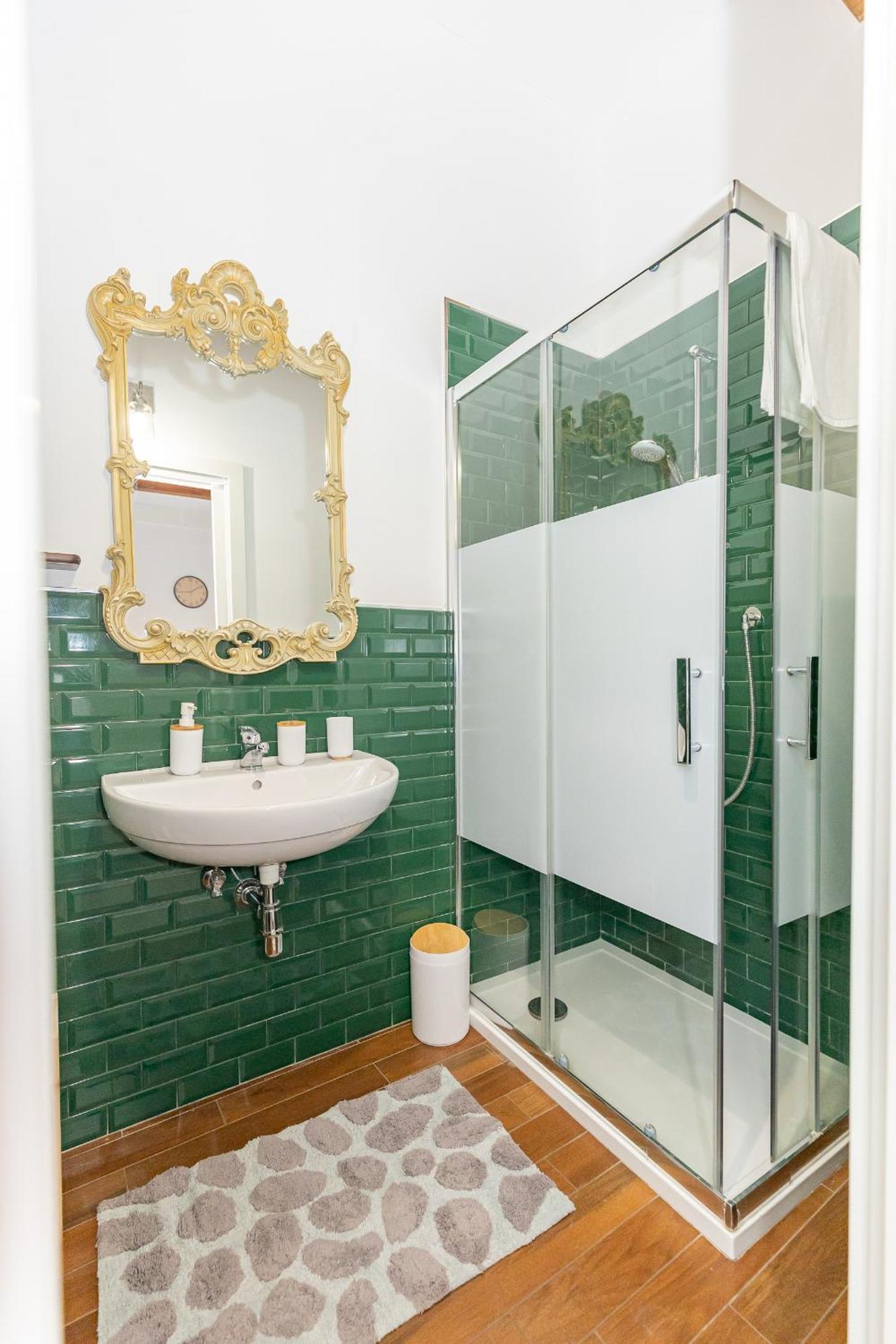 Apartmán Centro Storico Redmood House A 5 Min Dal Mare, Wi-Fi, A/C E Netflix Barletta Exteriér fotografie